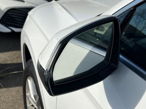 Used 2023 Audi Q5 2.0T Premium image 8