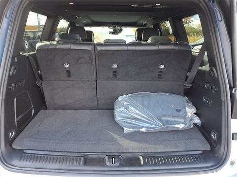 Used 2022 Jeep Wagoneer Series II w/ Convenience Group I image 10