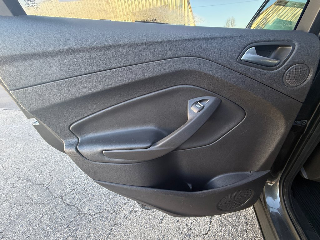 Used 2018 Ford Escape Titanium FWD image 22