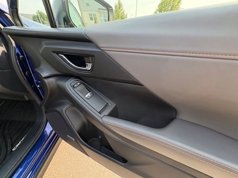 Certified 2024 Subaru Crosstrek 2.5i Limited w/ Crosstrek Mirror Package AWD/4WD image 16
