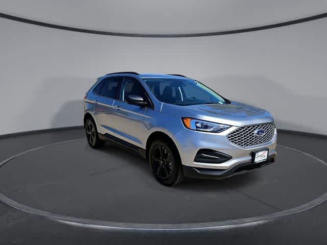 Used 2024 Ford Edge SE AWD/4WD image 2