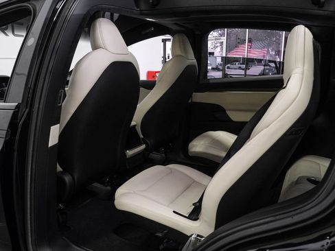 Used 2023 Tesla Model X AWD/4WD image 41