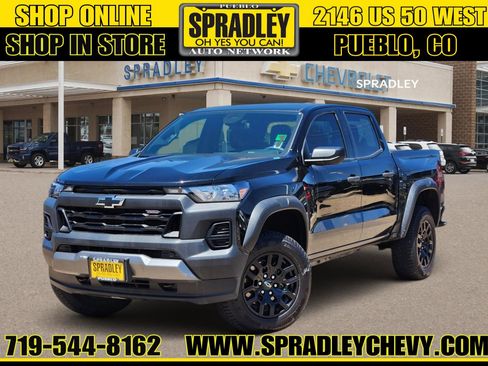 Used 2023 Chevrolet Colorado Trail Boss w/ Advanced Trailering Package AWD/4WD image 1