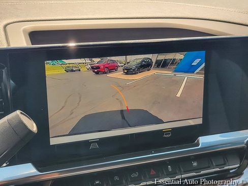 Certified 2025 Chevrolet Silverado 1500 LT AWD/4WD image 18