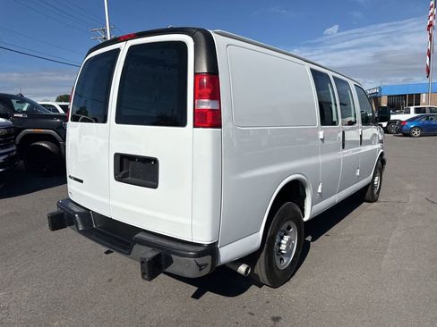 Used 2023 Chevrolet Express 2500 w/ Driver Convenience Package image 5
