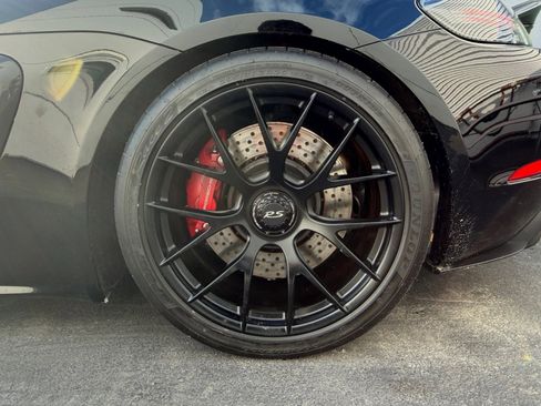 Certified 2025 Porsche 718 Boxster Spyder RS RWD image 13