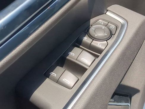 New 2025 Chevrolet Silverado 2500 LT w/ Z71 Chrome Sport Edition image 21