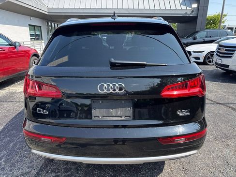 Used 2018 Audi Q5 Prestige w/ Prestige Package AWD/4WD image 3