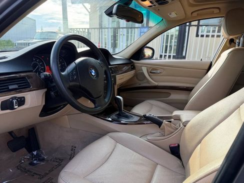 Used 2011 BMW 328i xDrive Sedan AWD/4WD image 10