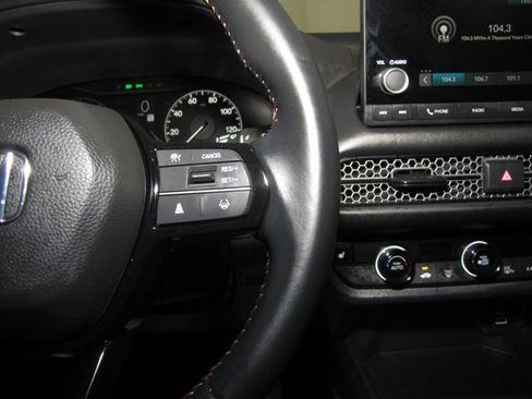 Certified 2025 Honda HR-V Sport image 6