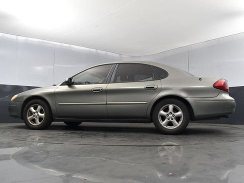 Used 2002 Ford Taurus SES FWD image 20