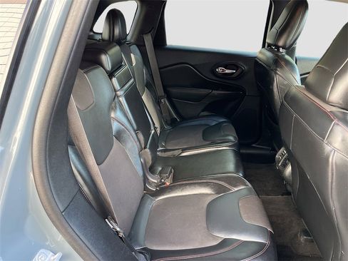 Used 2014 Jeep Cherokee Trailhawk w/ Comfort/Convenience Group image 25