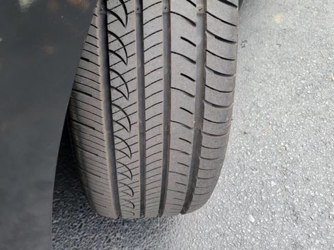 Used 2013 Hyundai Elantra GT w/ Touch & Go Pkg image 13