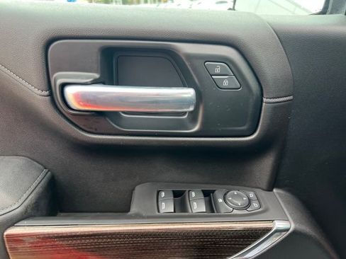 Used 2020 Chevrolet Silverado 1500 LT Trail Boss image 33