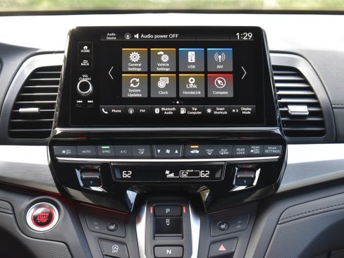 New 2026 Honda Odyssey Sport-L image 18