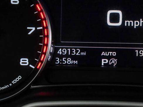 Used 2017 Audi Q7 3.0T Premium Plus w/ Premium Plus Package AWD/4WD image 22