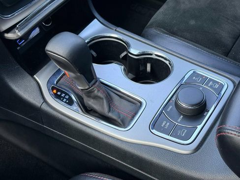 Used 2017 Jeep Grand Cherokee Trailhawk w/ Trailhawk Luxury Group AWD/4WD image 48