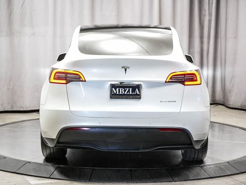 Used 2020 Tesla Model Y Long Range AWD/4WD image 6