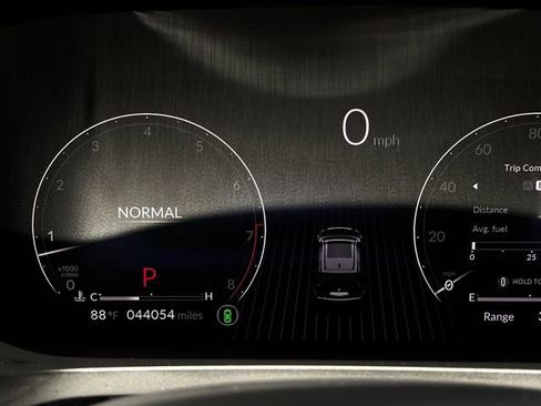 Used 2024 Acura MDX FWD w/ Technology Package image 16