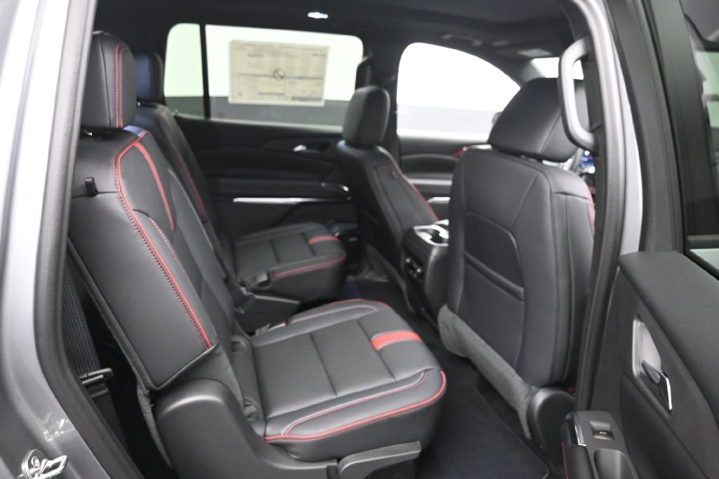 New 2027 Chevrolet Traverse RS AWD/4WD image 19