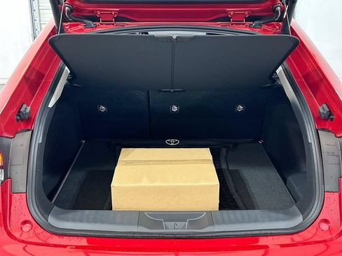 New 2026 Toyota Prius Plug-In Hybrid FWD image 22