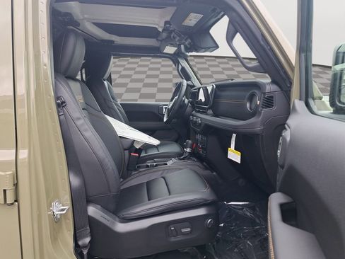 New 2025 Jeep Wrangler Unlimited Rubicon 392 image 18