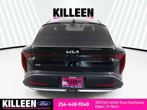 Used 2025 Kia K4 LX image 7
