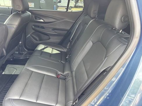 Used 2025 Buick Envista Sport Touring w/ Convenience I Package FWD image 17