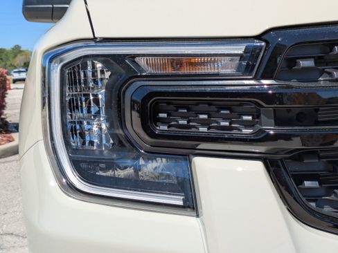 New 2026 Ford Ranger XLT w/ FX4 Off-Road Package AWD/4WD image 10