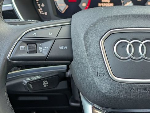 Used 2023 Audi Q3 2.0T Premium w/ Convenience Package AWD/4WD image 10