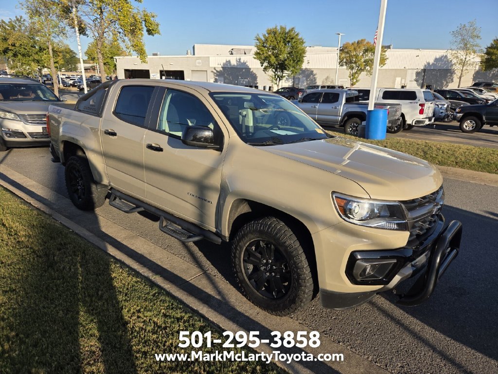Used 2022 Chevrolet Colorado Z71 AWD/4WD image 3