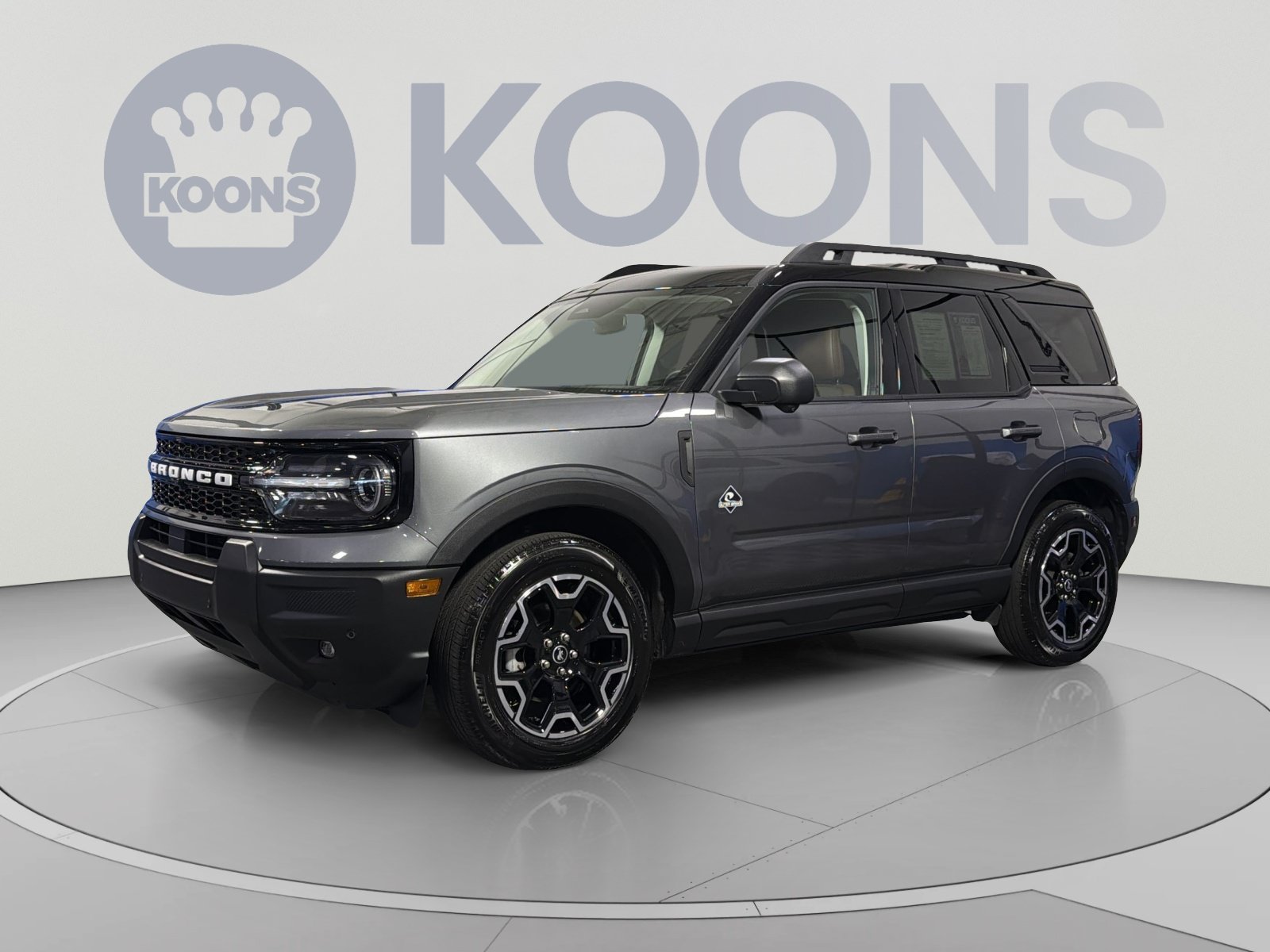 Used 2025 Ford Bronco Sport Outer Banks w/ Outer Banks Tech Package+ AWD/4WD image 1