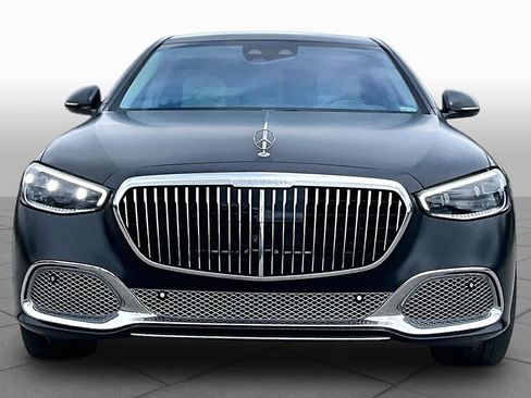 Used 2024 Mercedes-Benz Maybach S 680 4MATIC image 3