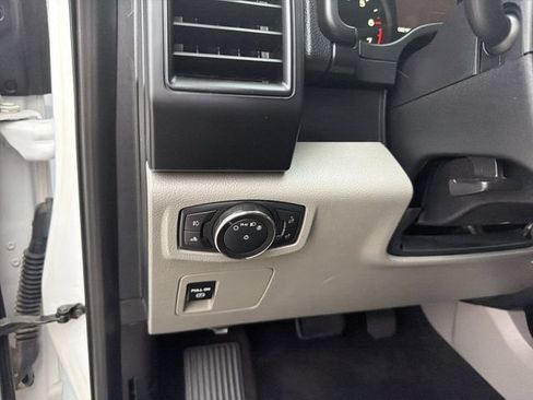 Used 2019 Ford F150 XL w/ Equipment Group 101A Mid RWD image 11