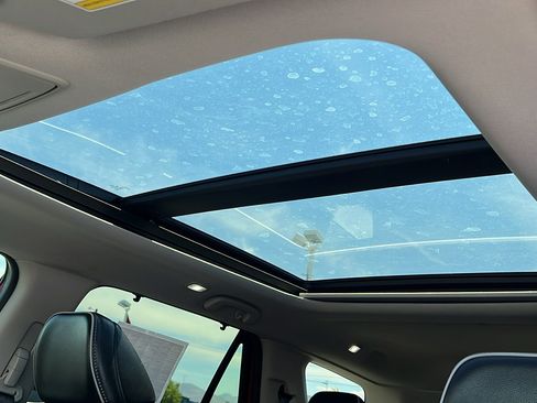 Used 2025 Honda Pilot Elite image 30