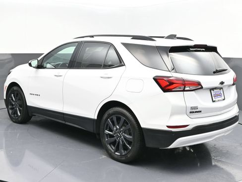 Used 2023 Chevrolet Equinox RS FWD image 5