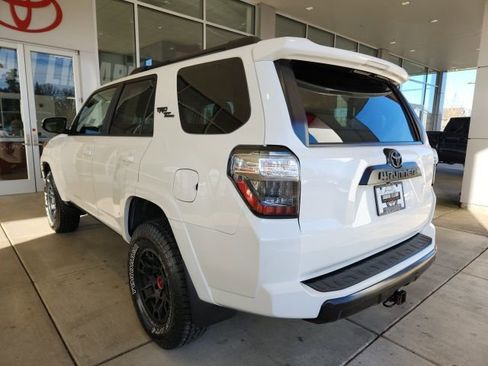 Certified 2021 Toyota 4Runner TRD Off-Road Premium image 9