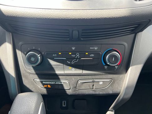 Used 2017 Ford Escape S FWD image 18