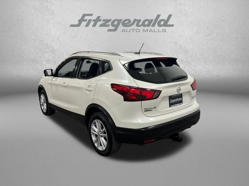 Used 2017 Nissan Rogue Sport SV w/ SV Premium Package AWD/4WD image 3