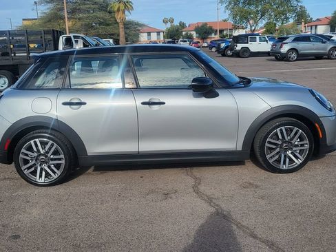 Used 2025 MINI Cooper S FWD image 11