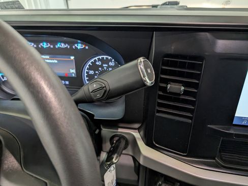 Used 2025 Ford F250 XLT image 23