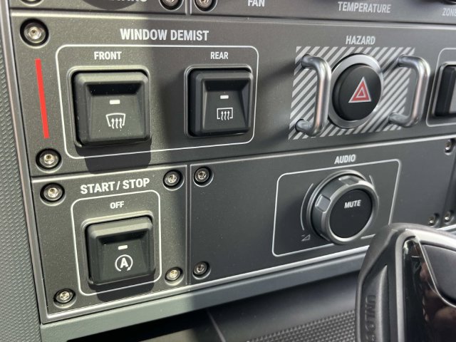 Used 2026 INEOS Grenadier Station Wagon AWD/4WD image 38