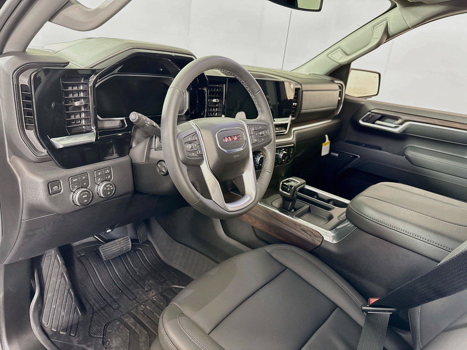 New 2026 GMC Sierra 1500 SLT AWD/4WD image 3