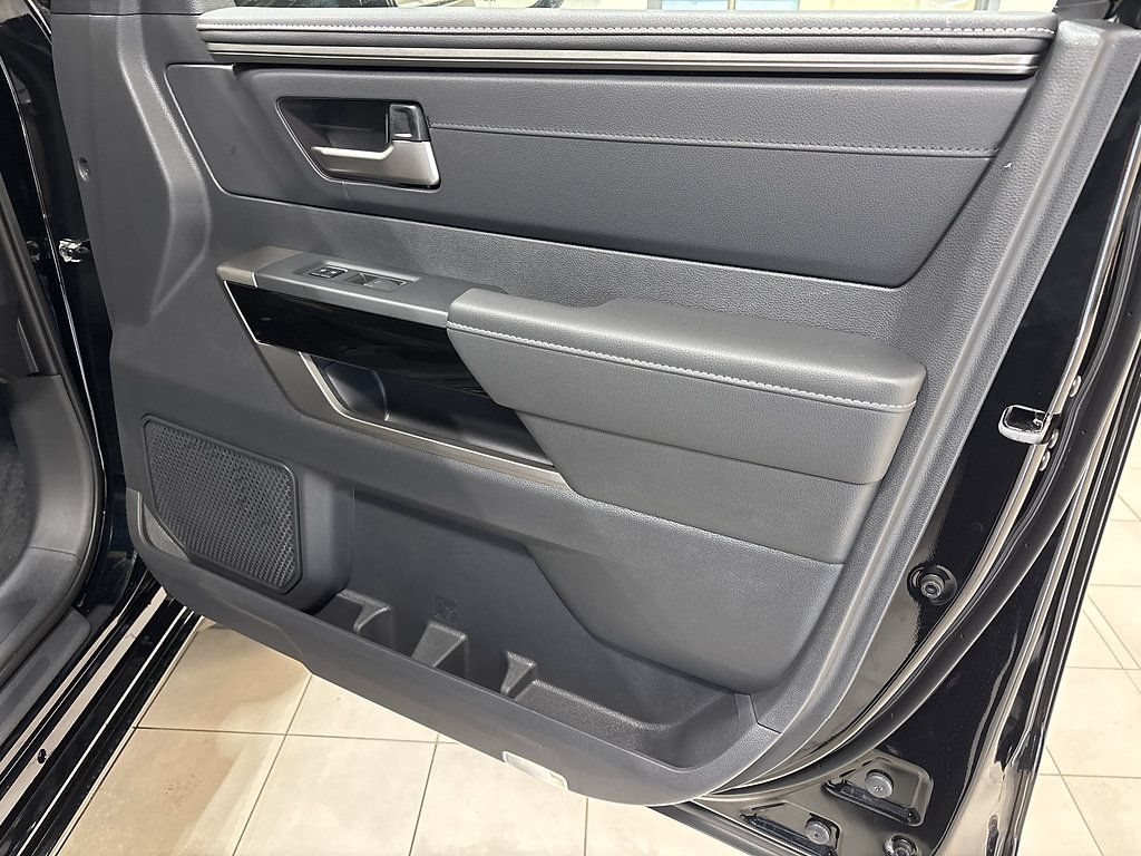 New 2026 Toyota Tundra Limited AWD/4WD image 18