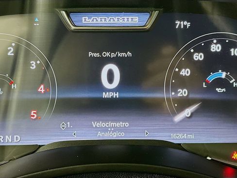 Used 2025 RAM 3500 Laramie AWD/4WD image 15