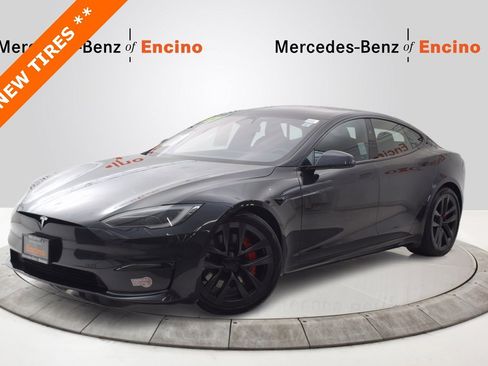 Used 2024 Tesla Model S Plaid image 1