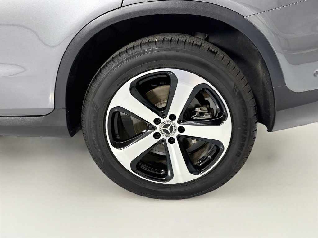 Certified 2021 Mercedes-Benz GLC 300 4MATIC image 31