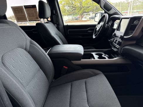 Used 2021 RAM 1500 Big Horn RWD image 31
