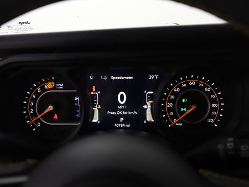 Used 2024 Jeep Wrangler Unlimited Sport AWD/4WD image 28