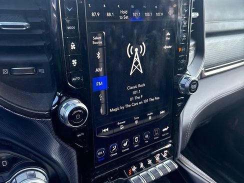 Used 2020 RAM 1500 Limited AWD/4WD image 3